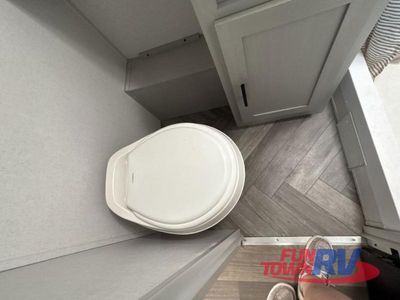 2022 Forest River RV Salem FSX - Photo 33