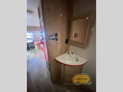2017 Gulf Stream RV Vintage Cruiser - Photo 11
