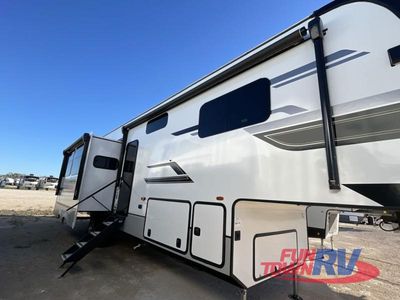 2025 KZ Durango - Photo 8