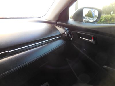 2020 Toyota Yaris - Photo 21