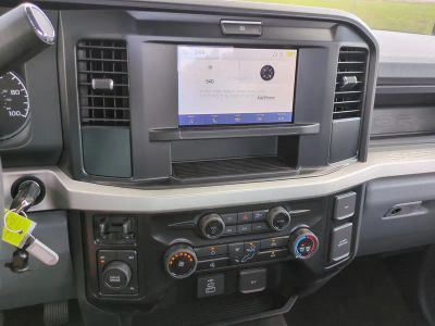 2026 Ford F-350SD — photo 16 view