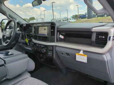 2026 Ford F-350SD — photo 15 view