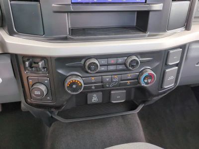 2026 Ford F-350SD — photo 17 view