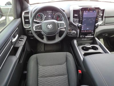 2026 Ram 1500 — photo 10 view