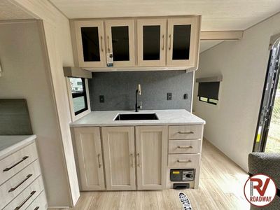 2026 Forest River RV Surveyor Legend — photo 20 view
