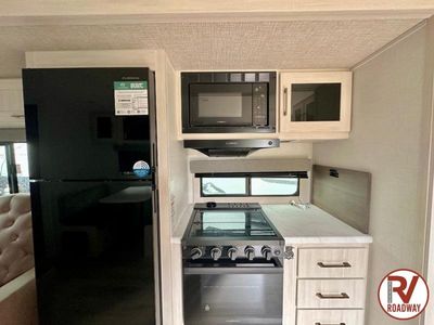 2026 Forest River RV Surveyor Legend — photo 18 view