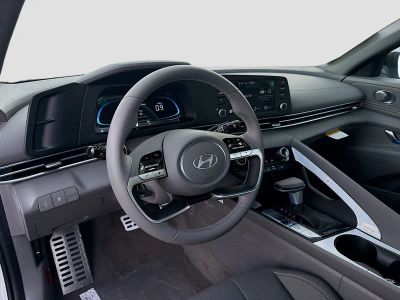 2026 Hyundai ELANTRA — photo 7 view