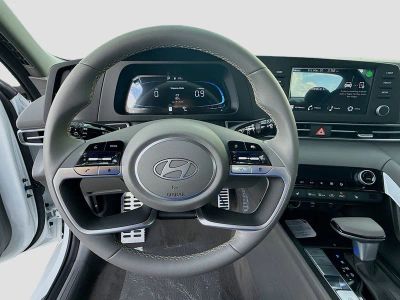 2026 Hyundai ELANTRA — photo 8 view