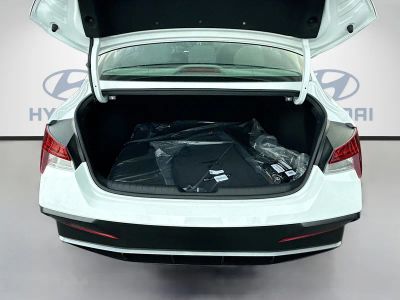 2026 Hyundai ELANTRA — photo 18 view