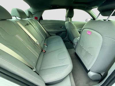 2026 Hyundai ELANTRA — photo 19 view