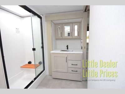 2025 Grand Design Solitude - Photo 33