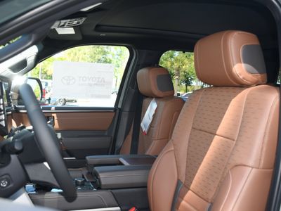 2026 Toyota Tundra i-FORCE MAX — photo 7 view
