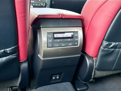 2023 Lexus GX — photo 19 view