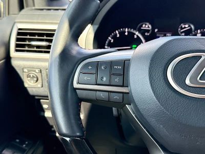 2023 Lexus GX — photo 36 view