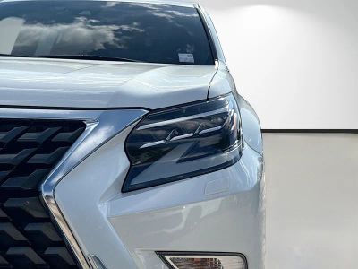 2023 Lexus GX — photo 9 view