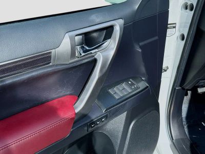 2023 Lexus GX — photo 23 view
