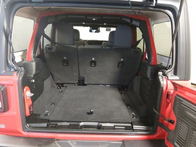 2025 Jeep Wrangler - Photo 11