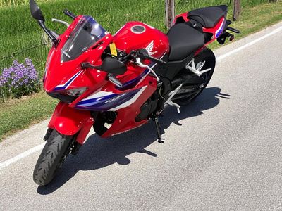 2025 Honda CBR500R - Photo 5