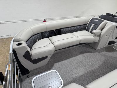 2026 Barletta Lusso L25UC - Photo 17