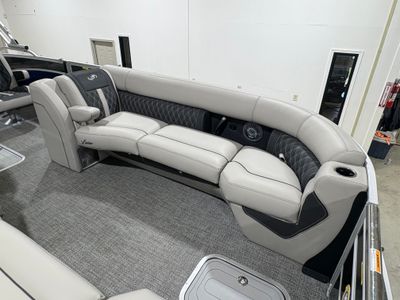 2026 Barletta Lusso L25UC - Photo 16