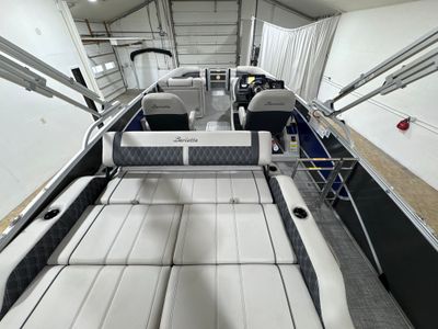 2026 Barletta Lusso L25UC - Photo 2