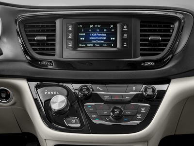 2018 Chrysler Pacifica - Photo 14