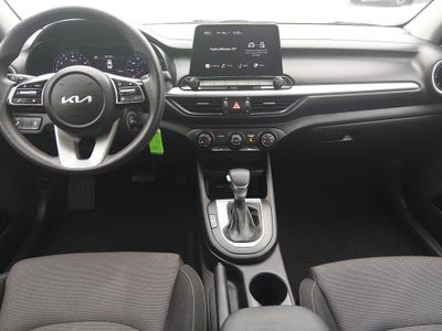 2023 Kia Forte - Photo 15