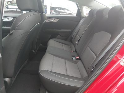2023 Kia Forte - Photo 21