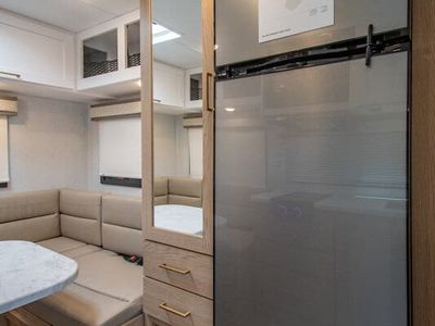 2026 Thor Motor Coach Chateau - Photo 13
