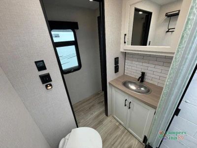 2026 Venture RV SportTrek Touring Edition — photo 34 view