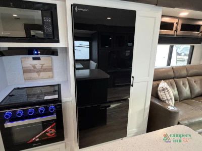 2026 Venture RV SportTrek Touring Edition — photo 24 view