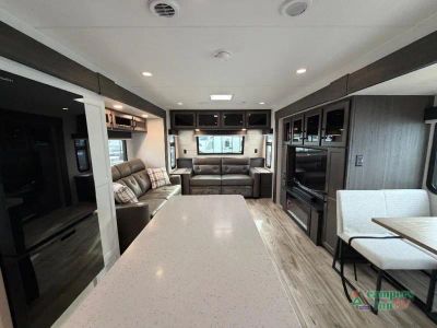 2026 Venture RV SportTrek Touring Edition — photo 9 view