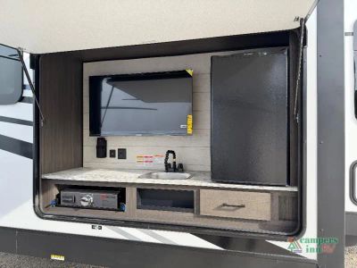 2026 Venture RV SportTrek Touring Edition — photo 46 view