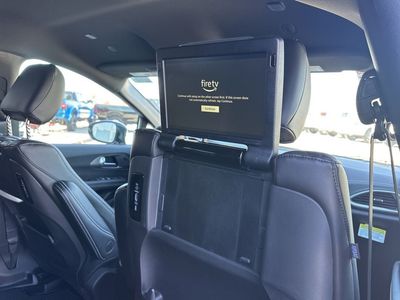2026 Chrysler Pacifica — photo 14 view