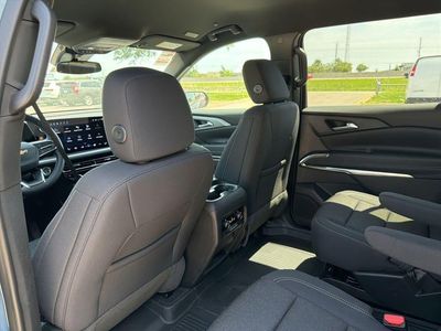 2026 Chevrolet Traverse - Photo 14