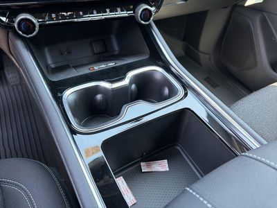 2026 Chevrolet Traverse - Photo 24