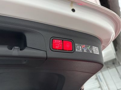 2026 Mercedes-Benz GLE — photo 28 view
