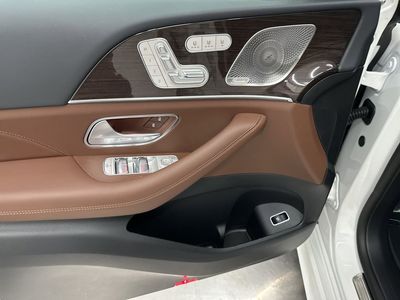2026 Mercedes-Benz GLE — photo 46 view