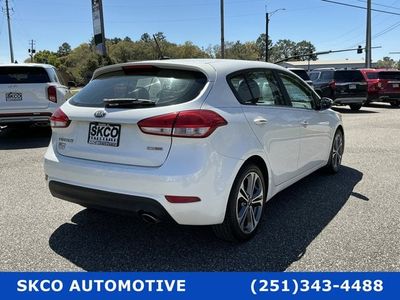 2016 Kia Forte 5-Door - Photo 12