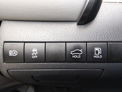 2023 Toyota Camry - Photo 18