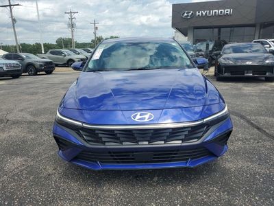 2026 Hyundai Elantra — photo 17 view