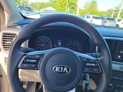 2020 Kia Sportage — photo 18 view