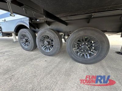 2026 Heartland Cyclone - Photo 9