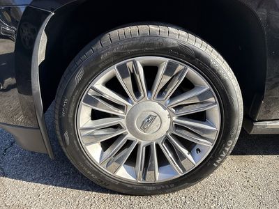 2017 CADILLAC Escalade - Photo 2