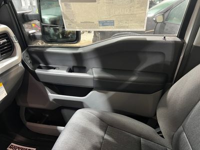 2026 Ford Super Duty F-350 SRW — photo 16 view