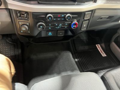 2026 Ford Super Duty F-350 SRW — photo 14 view