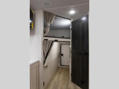 2026 Forest River RV Surveyor Legend - Photo 4