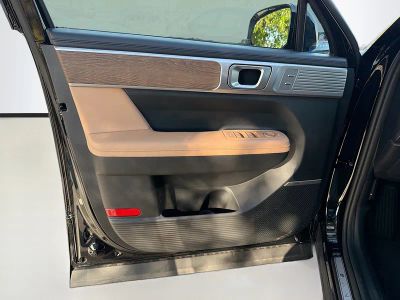 2026 Hyundai SANTA FE HYBRID — photo 21 view