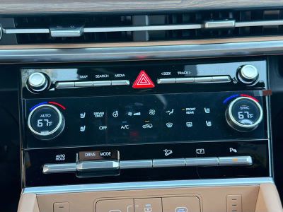 2026 Hyundai SANTA FE HYBRID — photo 32 view