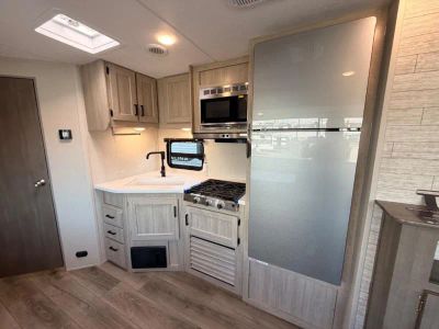 2026 Coachmen RV Catalina Summit Series 8 - Photo 22